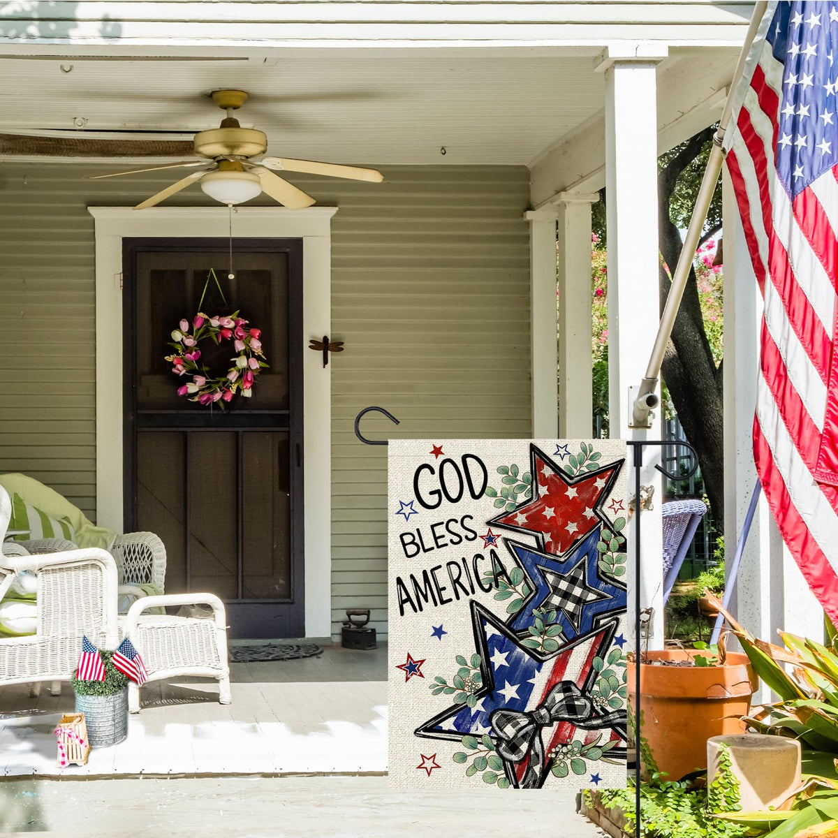 FUYUCHEN 12x18 inch flag fits most garden stands for easy outdoor setup.