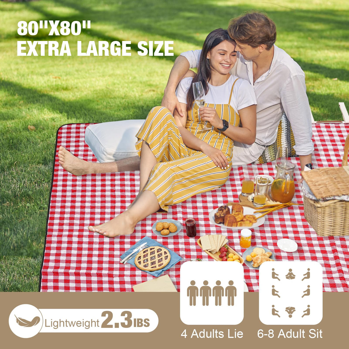 G GOOD GAIN picnic blanket with waterproof and sandproof backing resists dampness.