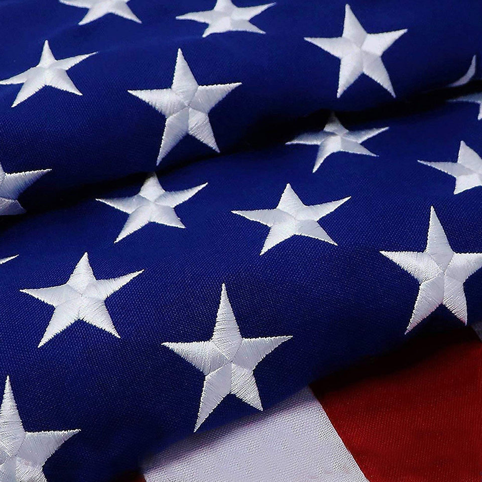 G128 StormFlyer US flag with embroidered stars, ideal for outdoor display