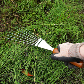 Garden Helper blade detail highlights sharp edge and wear resistance