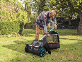 GARDENA removable collection bag for quick disposal.