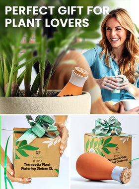 GardenBro soil checker and cleaning pad included in kit.