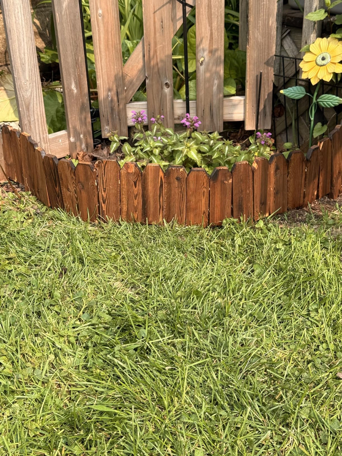 GardenFlow tool‑free installation allows quick border shaping around curves or straight lines.