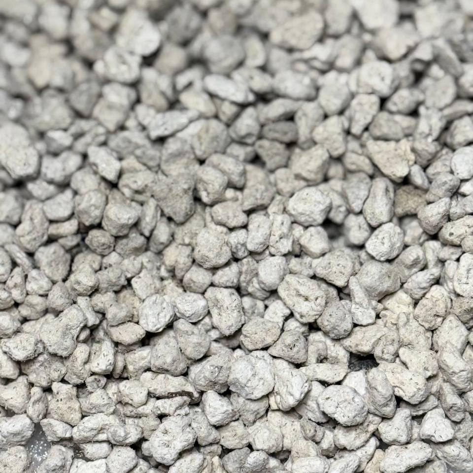 GardenWise Horticultural Pumice packaging for easy storage and ready use.