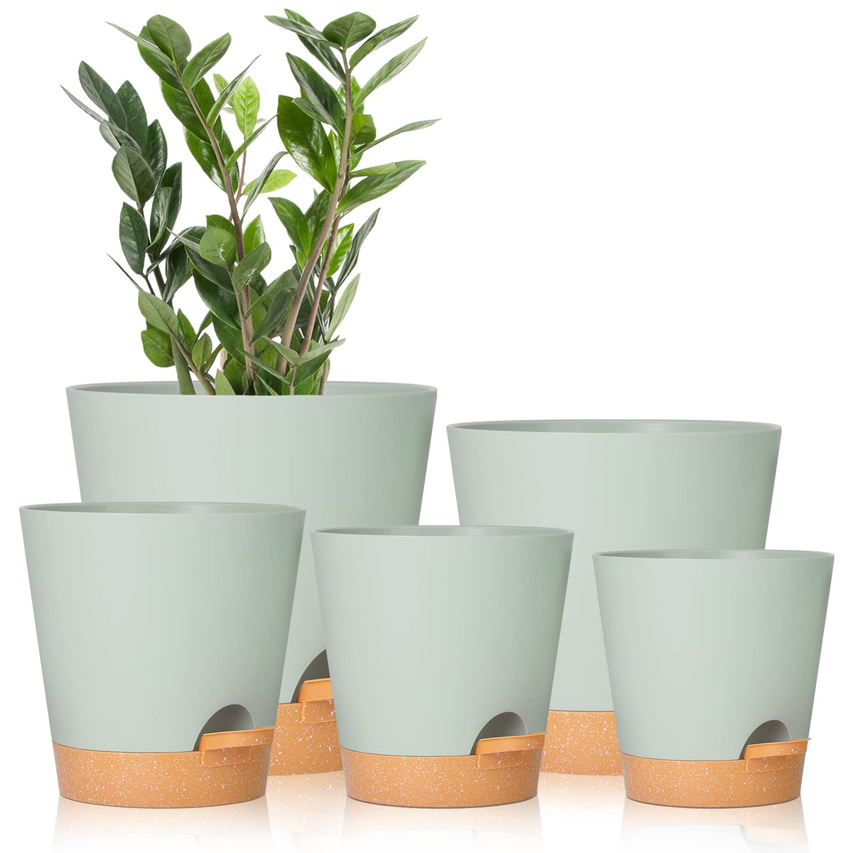 Gardife multi-size plant pots for arranging small and medium houseplants.