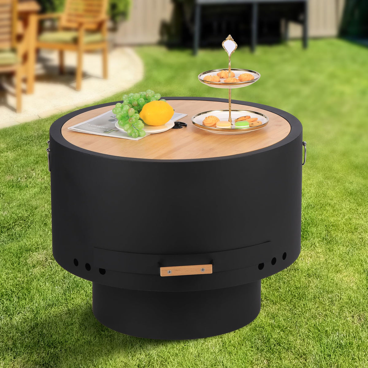 GarveeLife wood grain lid cover doubles as a stable outdoor table.