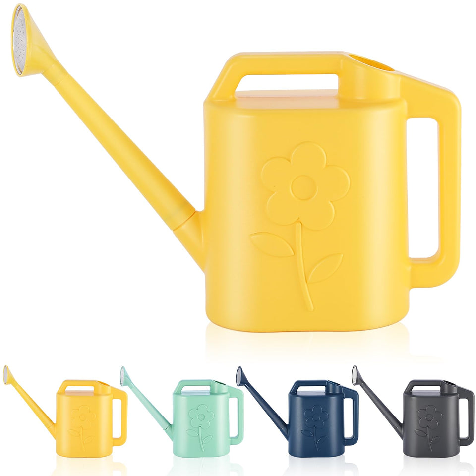 Gegemaoyi 2-gallon watering can with long spout for precise indoor watering.