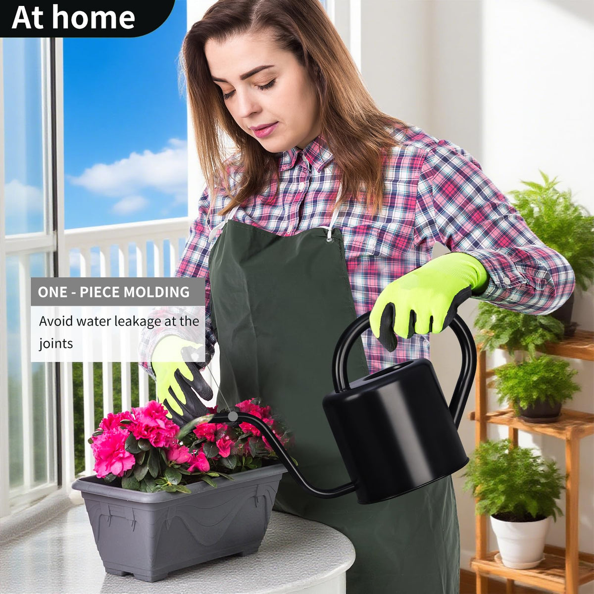 Gegemaoyi watering can with wide mouth for quick refills and easy cleaning.
