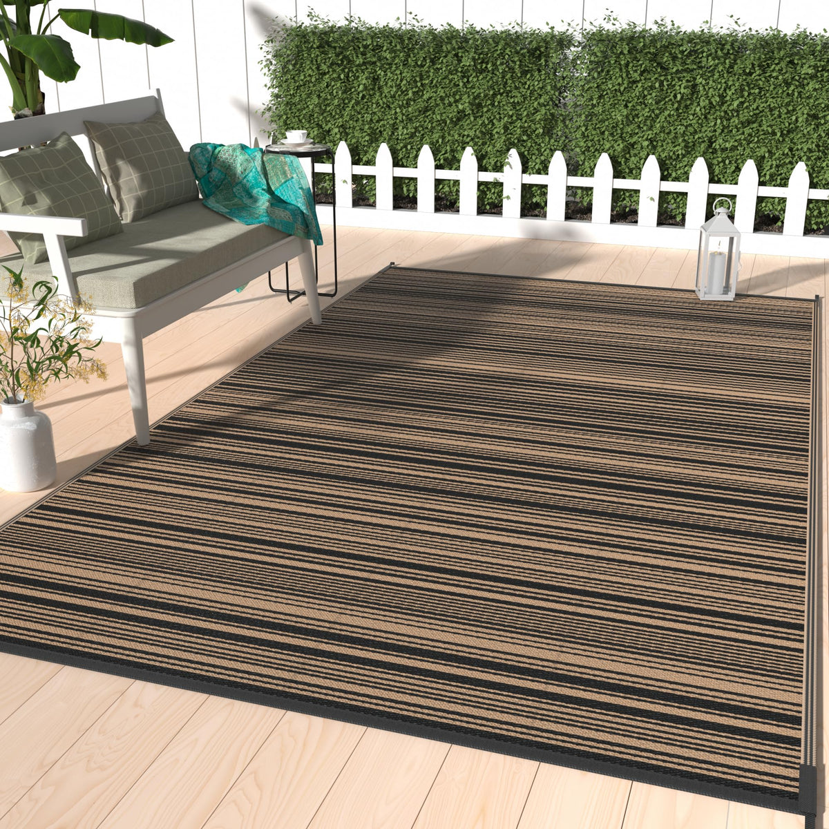 GENIMO outdoor rug with reversible-pattern for versatile patio styling.