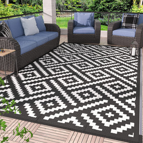 GENIMO outdoor rug 5x8 waterproof for patios and RV trips
