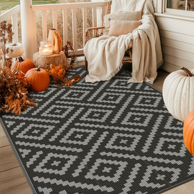 GENIMO durable edges and reinforced seams for long-lasting outdoor use.