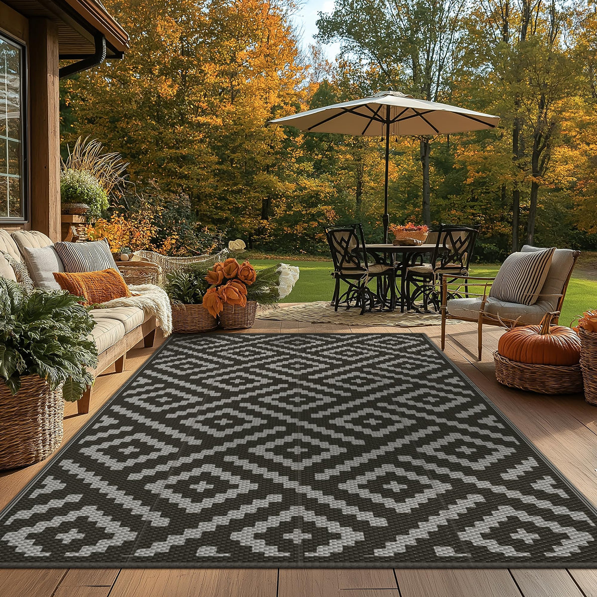 GENIMO eco-friendly material label on outdoor rug emphasizing safety.