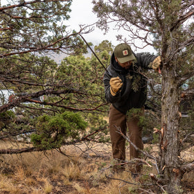 Gerber Gator Machete compact design supports outdoor expeditions