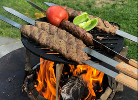 G & F Products camouflage carry bag keeps skewers organized during travel.