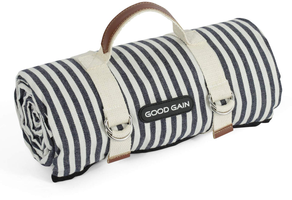 G GOOD GAIN waterproof picnic blanket front view in navy for outdoor gatherings