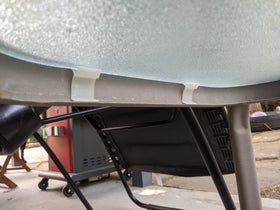 G GOODSZONE installation-ready rim clips in use on outdoor patio table