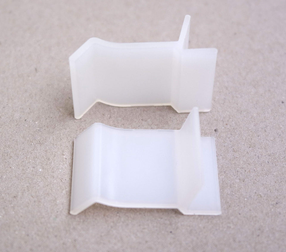 G GOODSZONE table rim clips white close-up securing glass top for a snug fit