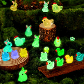 GGSTDDUP luminous mushrooms figurines provide whimsical ground cover for tiny displays