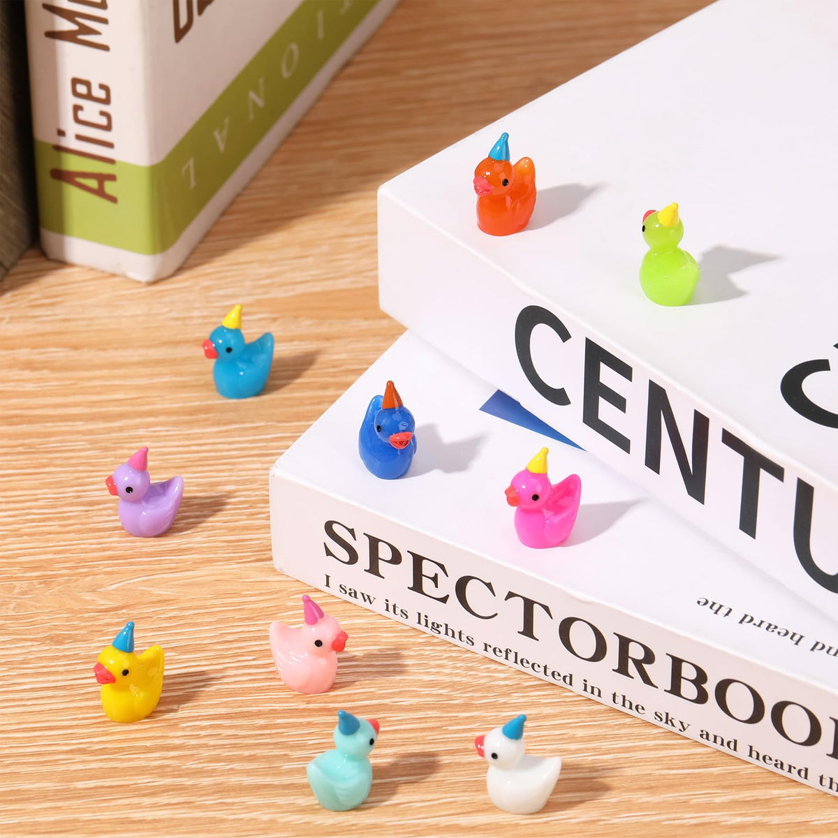 GGSTDDUP tiny ducks ideal as party favors or small gifts.