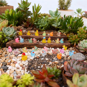 GIFOHAPY dollhouse scenes gain charm with tiny resin ducks