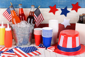 GiftExpress outdoor-ready USA flags with durable cotton construction.