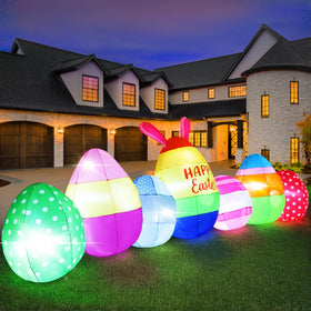 GIFTFIND seven-egg inflatable with LEDs for nighttime illumination