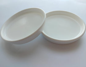 GIKUPOM plant saucer 4-inch demonstrates detailed glaze and sleek ceramic surface.