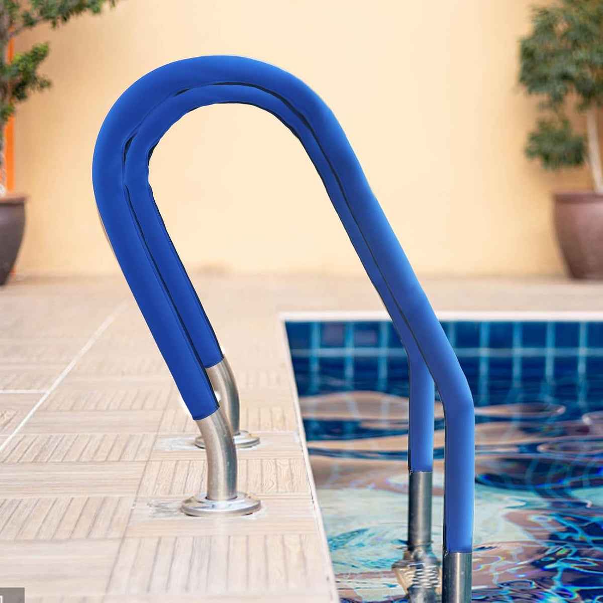 Ginchain Pool Handrail Cover resists heat and is suitable for year-round pool use.