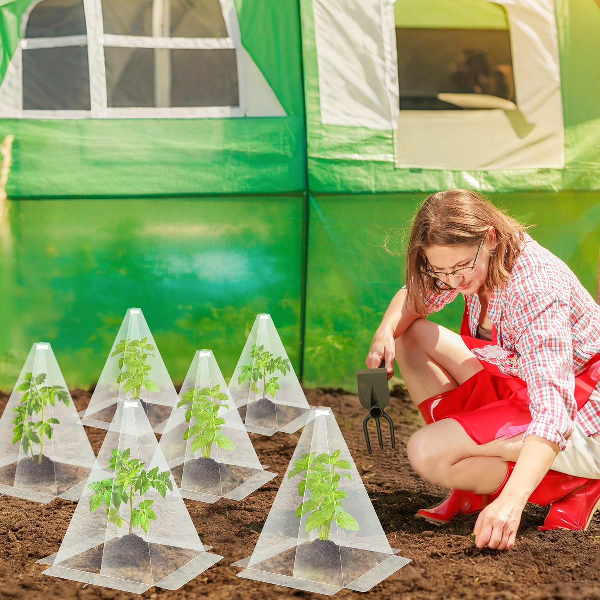 GJQ easy-install cloche set simplifies garden protection and reuse.