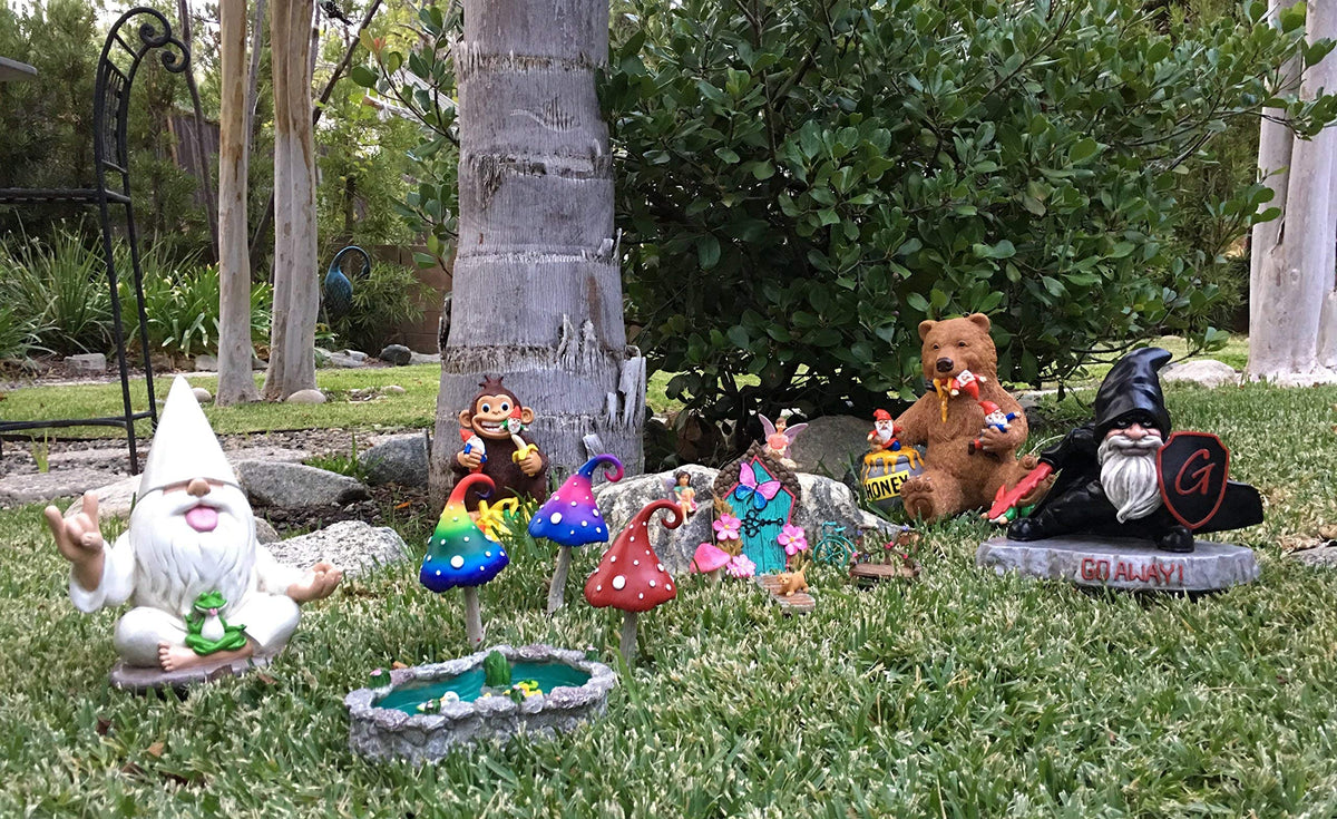 GlitZGlam gift-ready duck pond statue for garden lovers and collectors