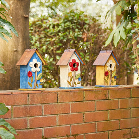 Glitzhome bird house roof detail features textured metal roof