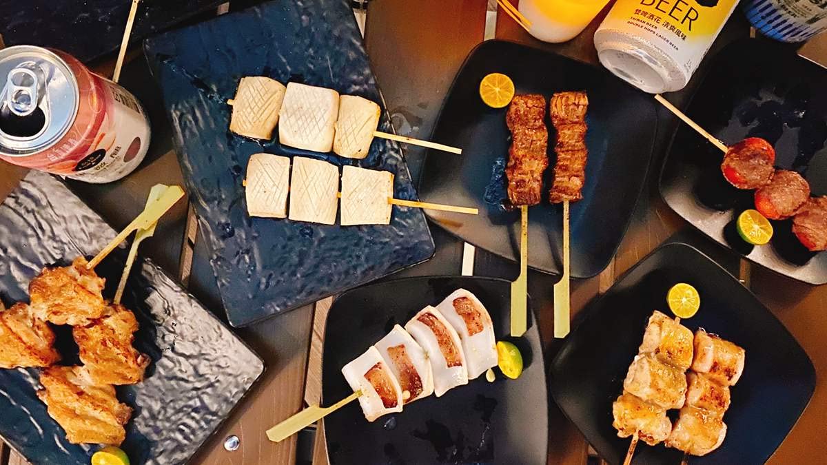 Gmark bbq skewers on grill with food, reliable non-slip support