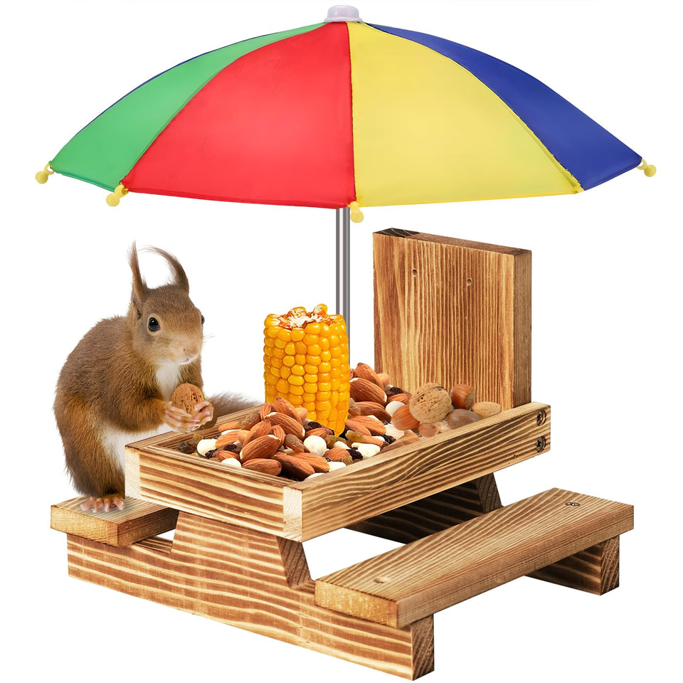 Gnodry Squirrel Feeder with Umbrella provides shade for sunny days