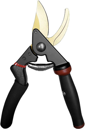 Gonicc sap groove design prevents sticking during sap-prone pruning