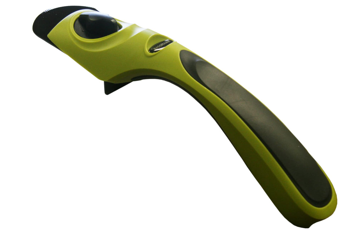 Good Vibrations Grass Hawk pivot-knob enables quick blade swap for flat or curved cleaning.