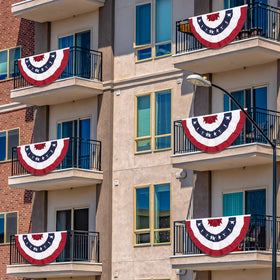 GoosWexmzl porch banner in daylight illustrating eye-catching curb appeal