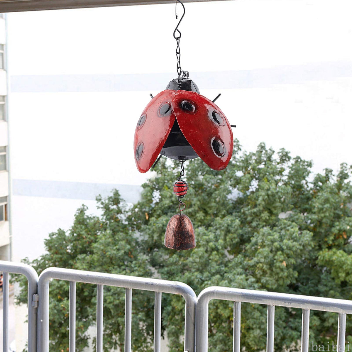 GORGECRAFT Classic ladybug wind chime adds rustic charm.