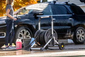 Gorilla Carts comfort handle supports comfortable operation during long tasks