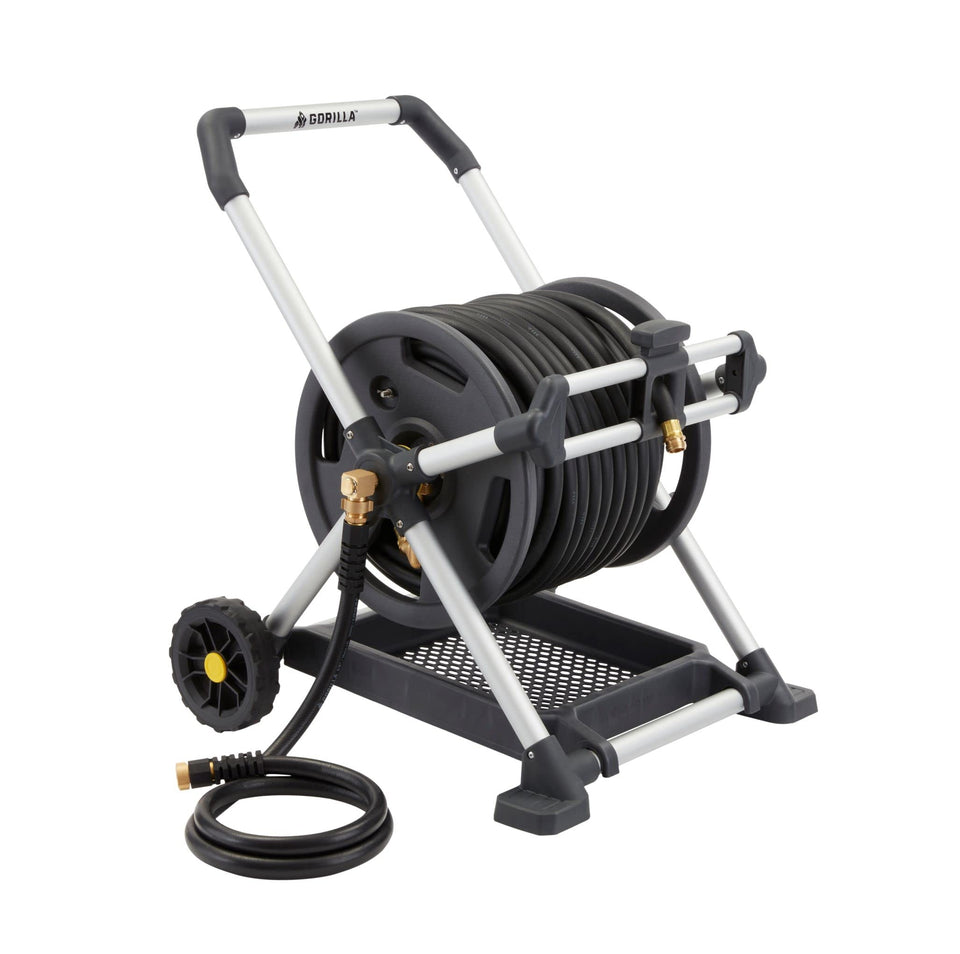 Gorilla Carts G225 aluminum zero-rust frame for durable outdoor use.