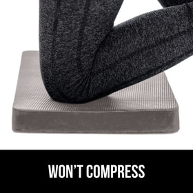 GORILLA GRIP kneeling pad rugged edges indicate durable construction.