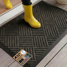 Gorilla Grip WeatherMAX doormat close-up shows deep grooves trapping dirt and moisture.