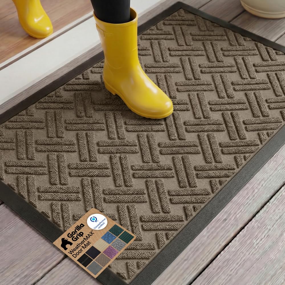 GORILLA GRIP WeatherMAX doormat at the front door captures dirt and moisture.