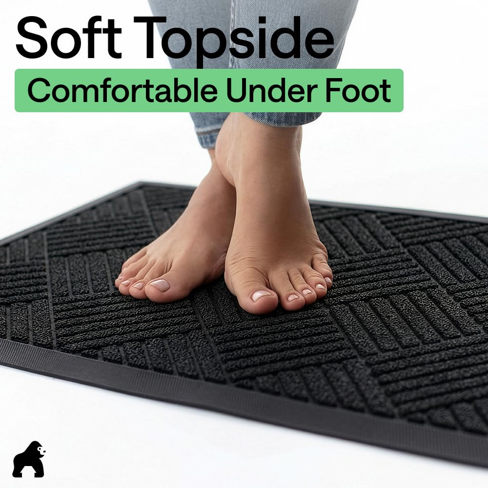 GORILLA GRIP WeatherMAX doormat topside offers stain resistance for long-lasting look.