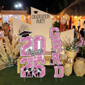 Govpy GRAD 2026 decorations suit indoor parties or school entrances.