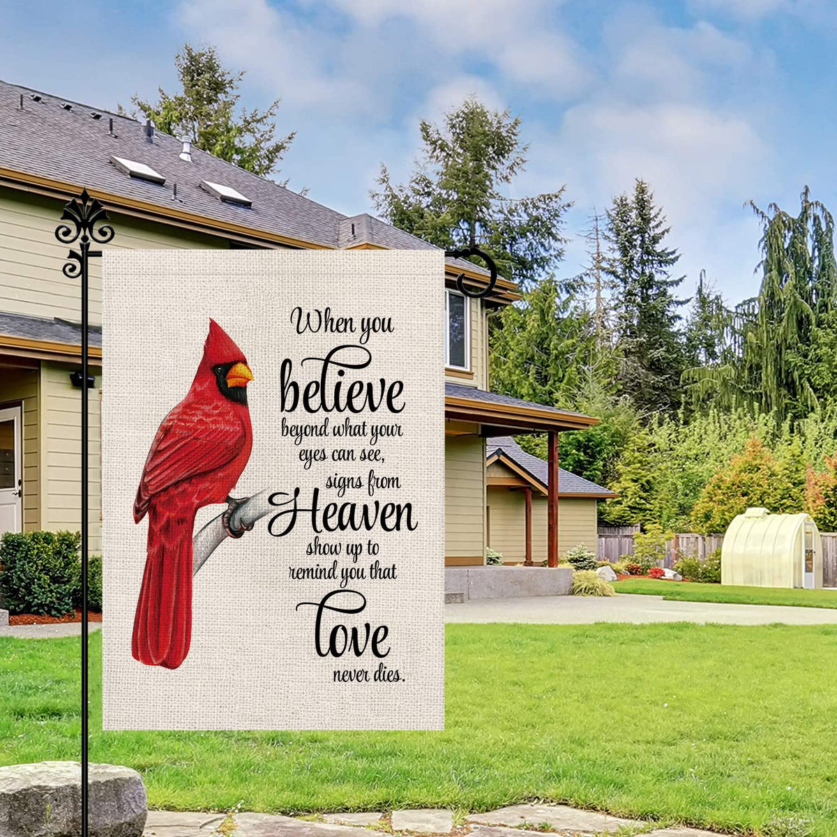 GPGHE Cardinal garden flag welcomes guests on porches and entryways.