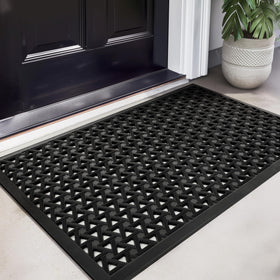 GRANNY SAYS front-door mat with weatherproof design ideal for outdoor entrances.