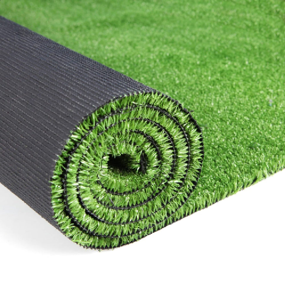 GRASS EXPRESS artificial grass turf top-view shows lush 0.4 inch pile for outdoor spaces