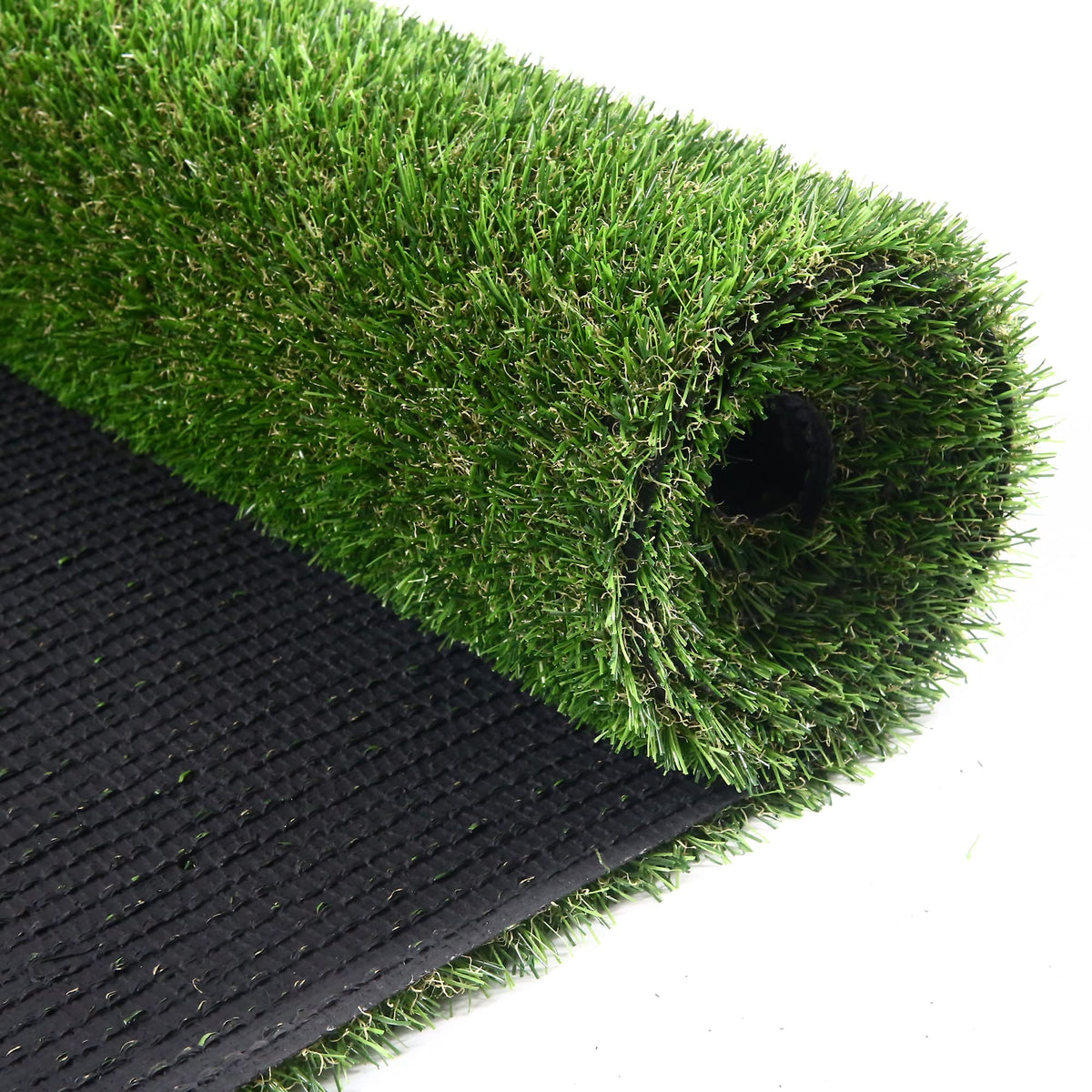 Grass Express UV-stabilized blades stay vibrant in sun and heat.