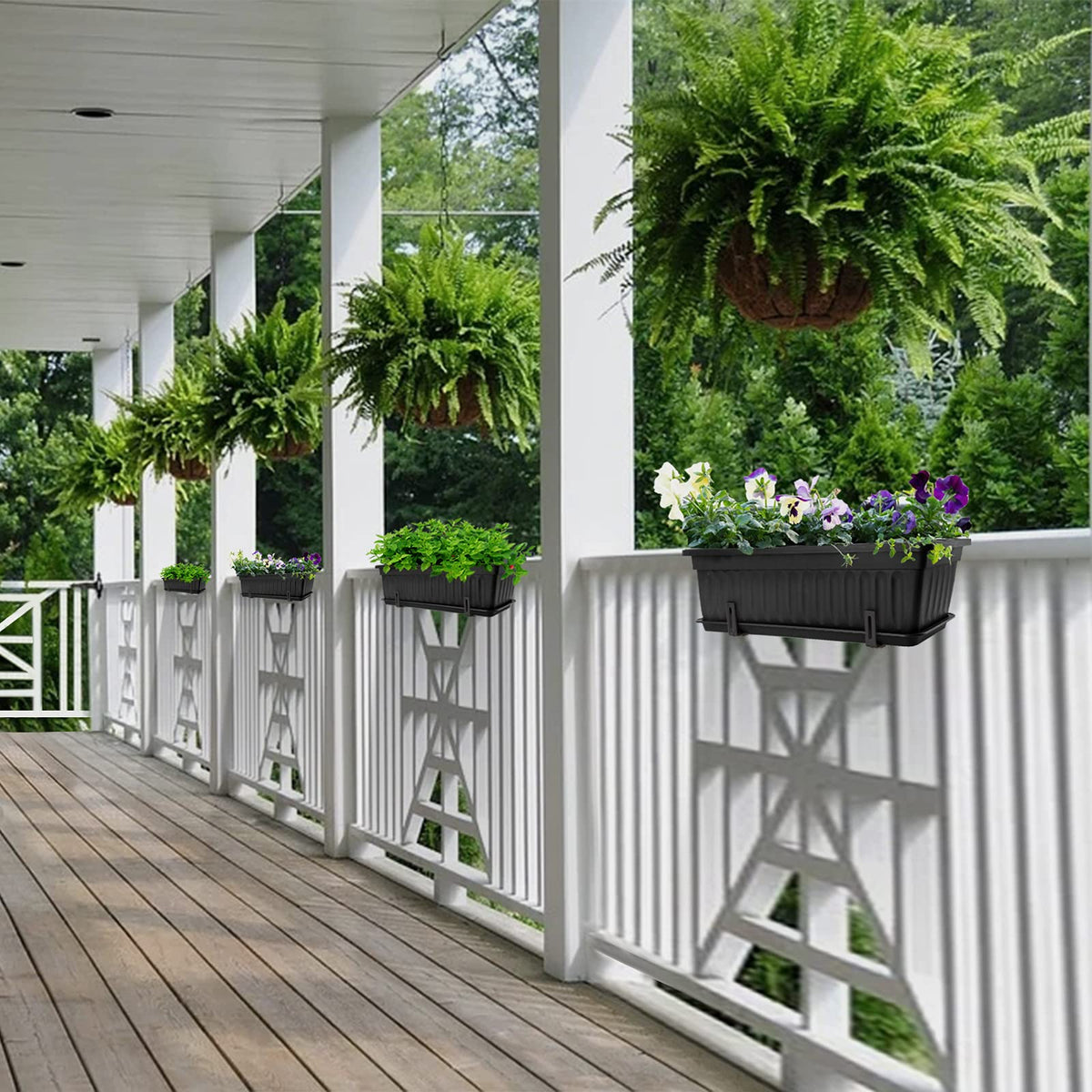 GREANER rectangle planter with elevated feet for better airflow and drainage.