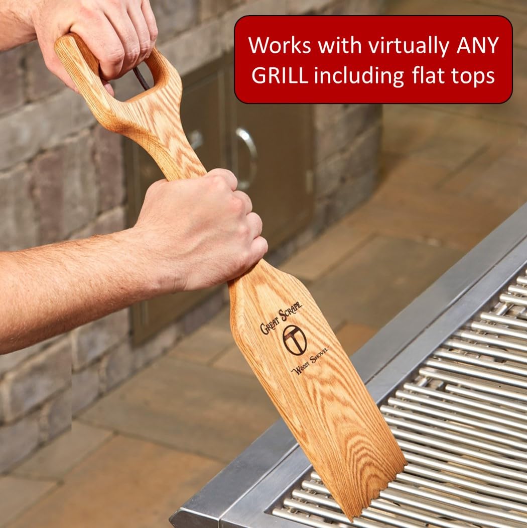 Bristle-free Woody Shovel preserves grill surfaces while cleaning